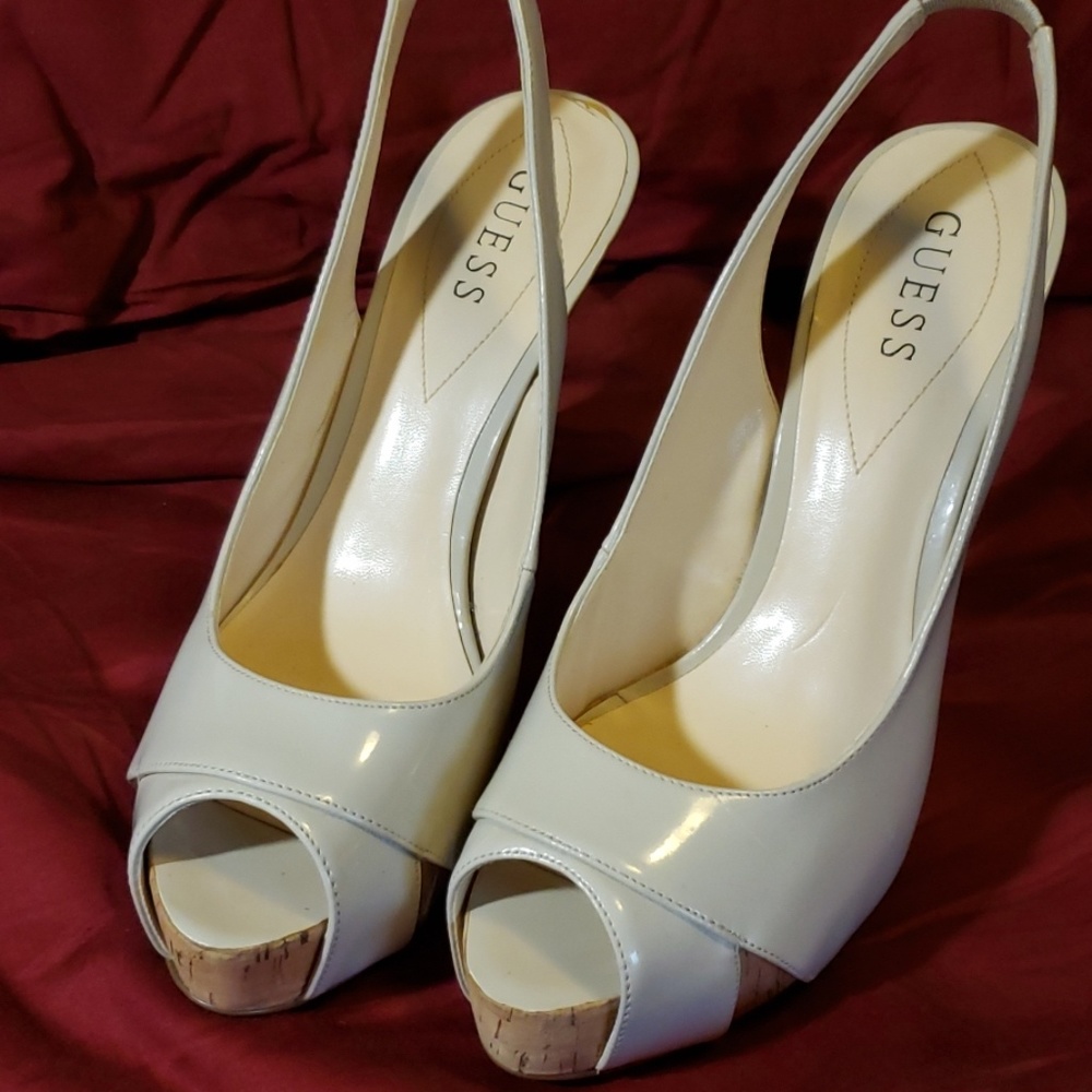Beige Guess heels